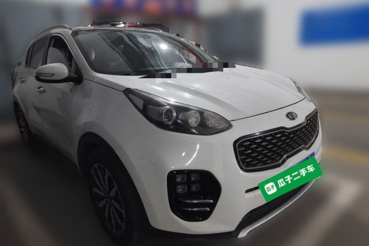 Used Kia KX5 2016 1.6T Automatic Two-Wheel Drive DLX Front Right 45 Deg