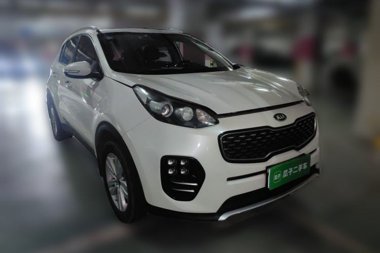 Used Kia KX5 2016 1.6T Automatic Two-Wheel Drive DLX Front Right 45 Deg