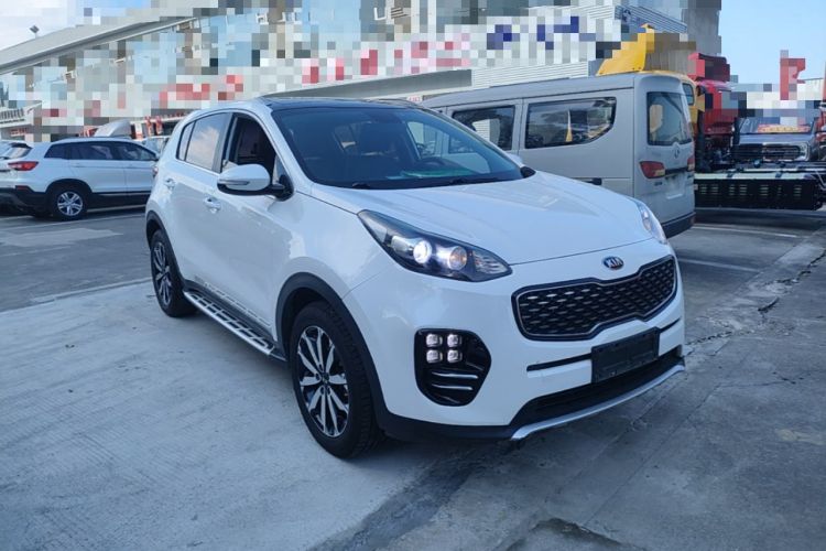 Used Kia KX5 2016 1.6T Automatic Two-Wheel Drive DLX Front Right 45 Deg