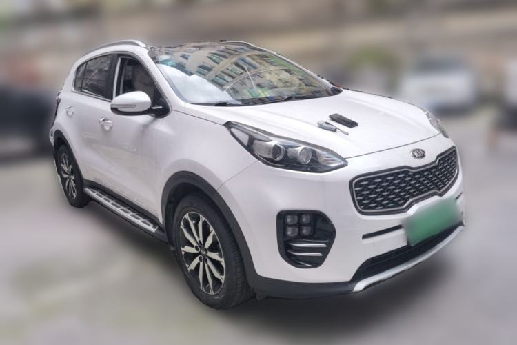 Used Kia KX5 2016 1.6T Automatic Two-Wheel Drive DLX Front Right 45 Deg