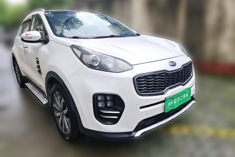 Used Kia KX5 2016 2.0L Automatic 2WD Premium Front Right 45 Deg