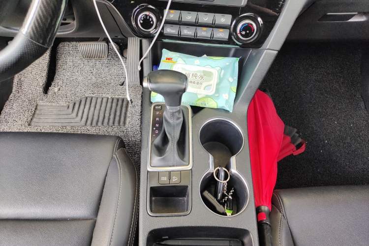 Used Kia KX5 2016 2.0L Automatic 2WD GL Gear Lever