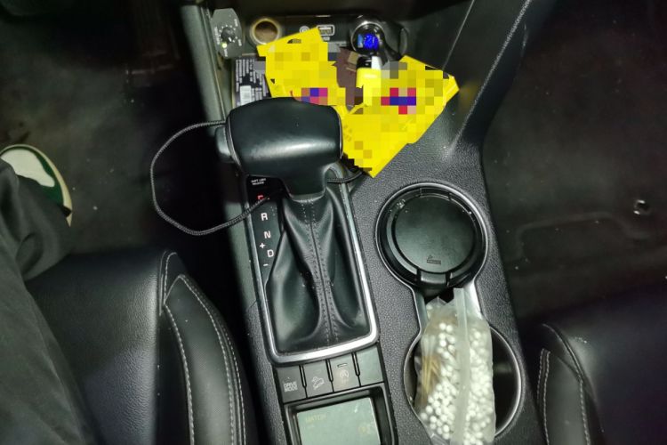 Used Kia KX5 2016 2.0L Automatic 2WD GLS Gear Lever