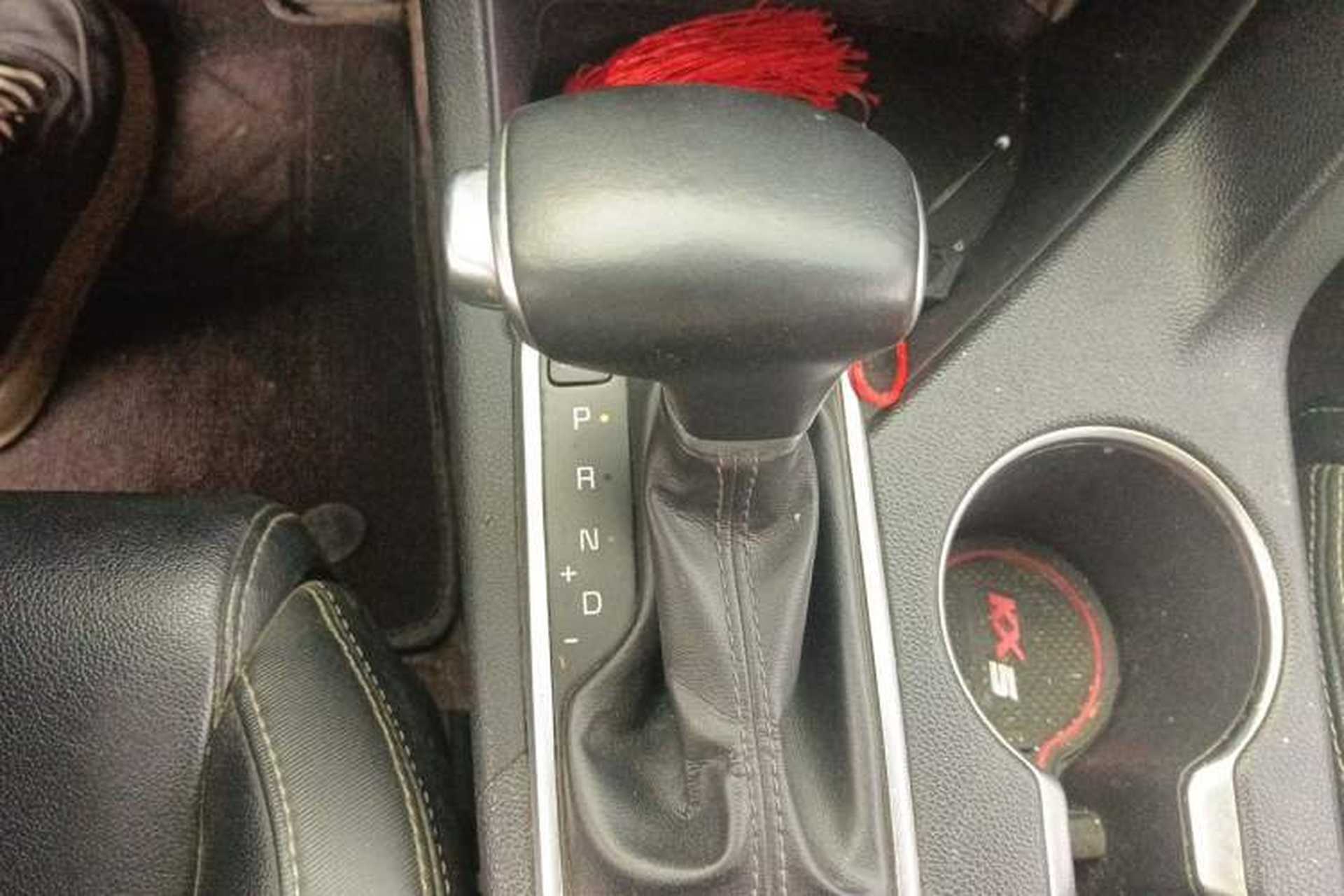 Used Kia KX5 2016 1.6T Automatic Two-Wheel Drive DLX Gear Lever