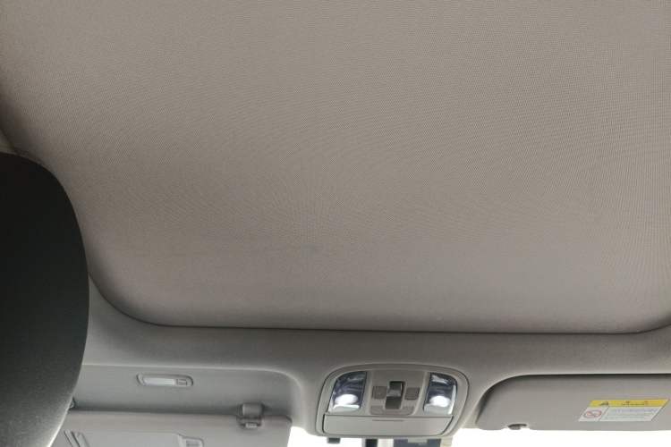 Used Kia KX5 2016 1.6T Automatic Two-Wheel Drive Premium Headliner
