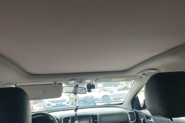 Used Kia KX5 2016 1.6T Automatic Two-Wheel Drive Premium Headliner