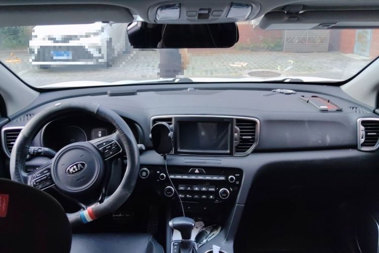 Used Kia KX5 2016 1.6T Automatic Two-Wheel Drive DLX Headliner