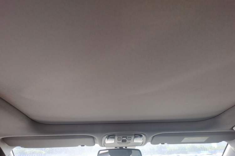 Used Kia KX5 2016 1.6T Automatic Two-Wheel Drive Premium Headliner