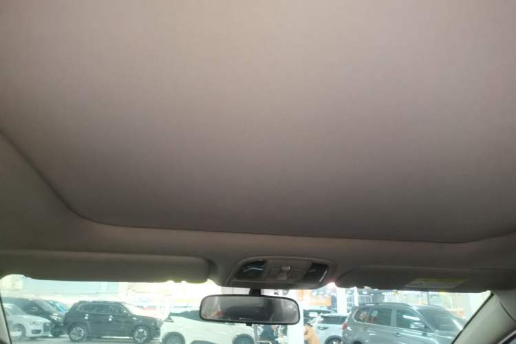 Used Kia KX5 2016 1.6T Automatic Two-Wheel Drive DLX Headliner