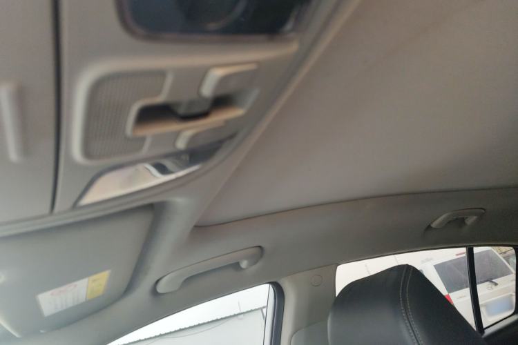 Used Kia KX5 2016 1.6T Automatic Two-Wheel Drive DLX Headliner