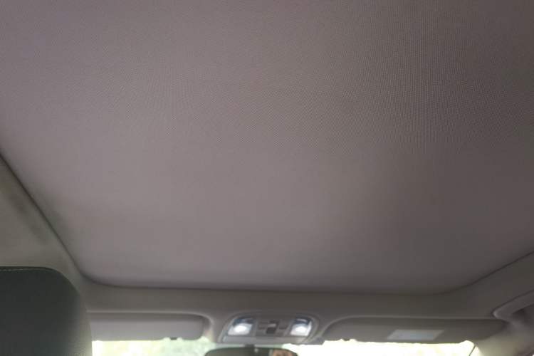 Used Kia KX5 2016 1.6T Automatic Two-Wheel Drive DLX Headliner