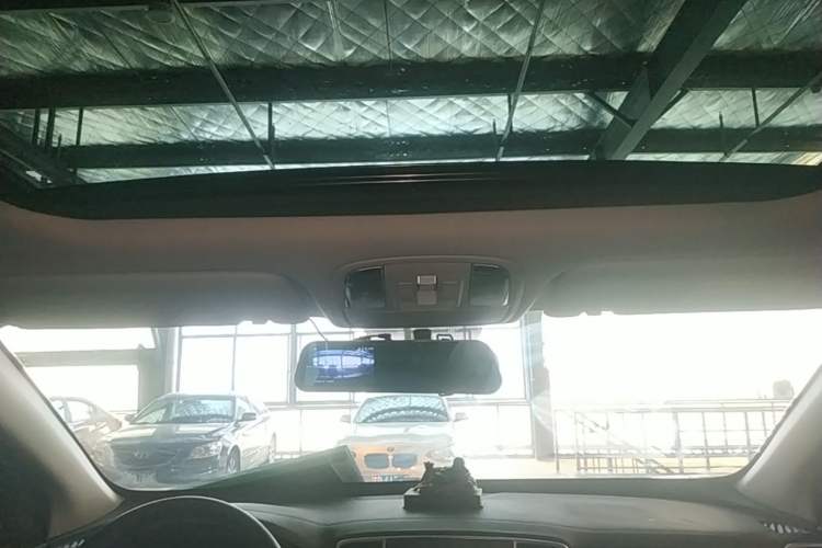 Used Kia KX5 2016 1.6T Automatic Two-Wheel Drive DLX Headliner
