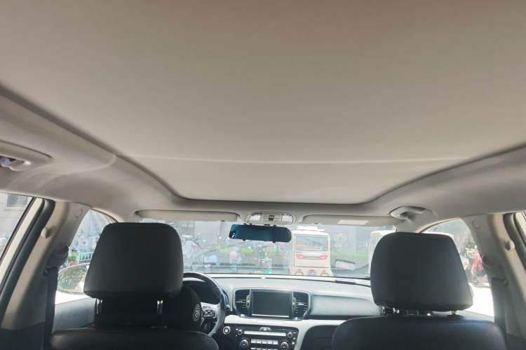 Used Kia KX5 2016 1.6T Automatic Two-Wheel Drive DLX Headliner