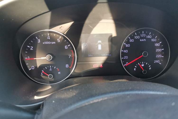 Used Kia KX5 2016 1.6T Automatic Two-Wheel Drive DLX Instrument Cluster