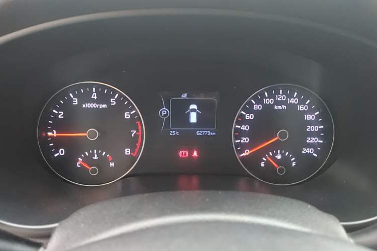 Used Kia KX5 2016 1.6T Automatic Two-Wheel Drive DLX Instrument Cluster