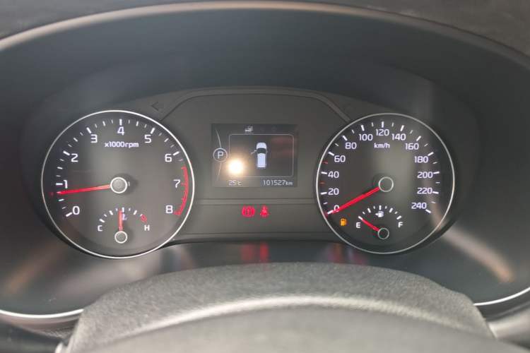 Used Kia KX5 2016 1.6T Automatic Two-Wheel Drive DLX Instrument Cluster