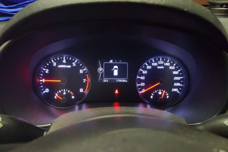 Used Kia KX5 2016 1.6T Automatic Two-Wheel Drive DLX Instrument Cluster