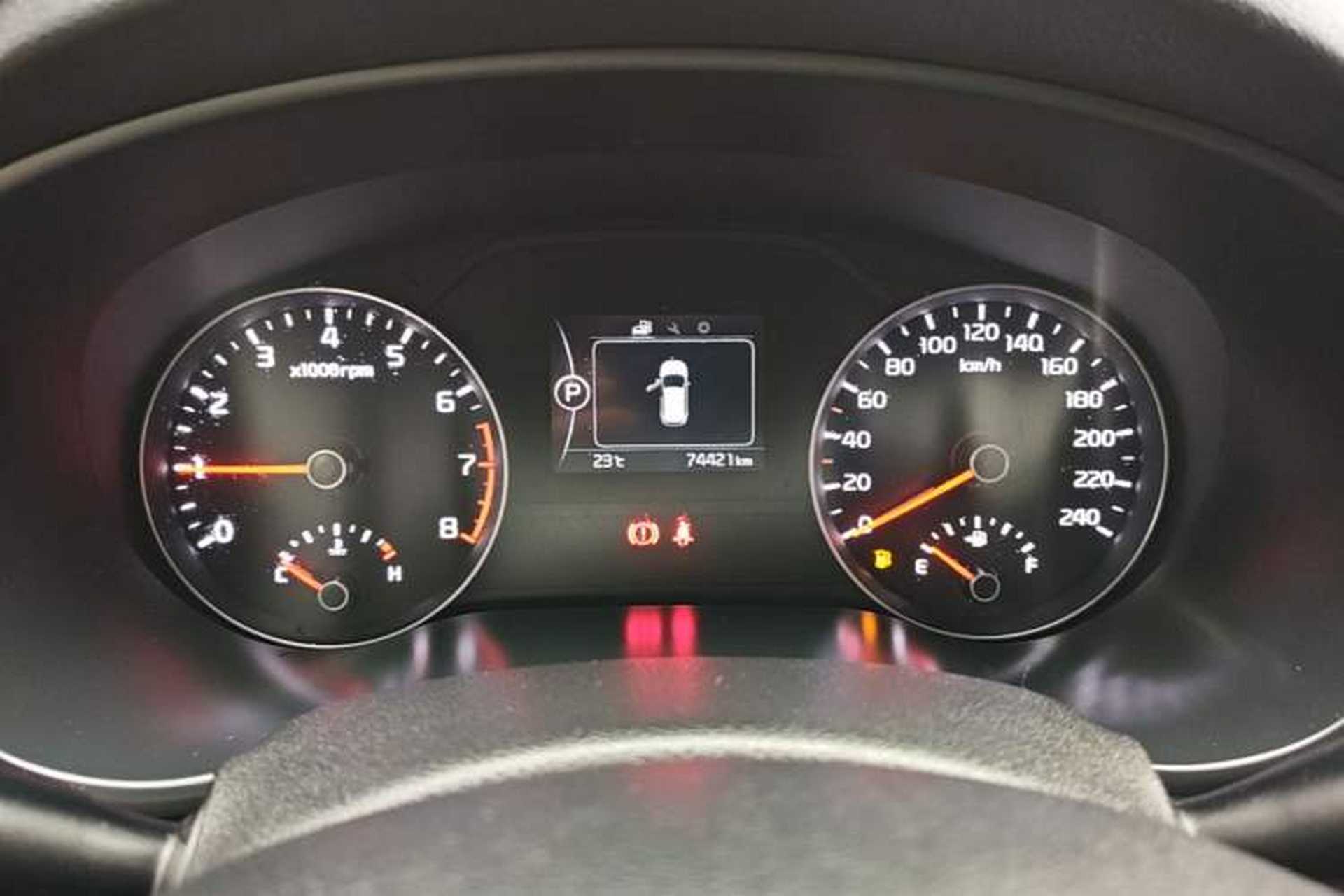 Used Kia KX5 2016 1.6T Automatic Two-Wheel Drive DLX Instrument Cluster