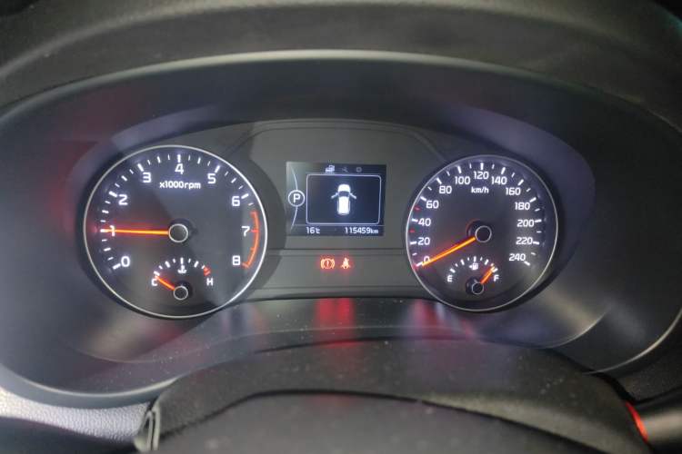 Used Kia KX5 2016 1.6T Automatic Two-Wheel Drive DLX Instrument Cluster