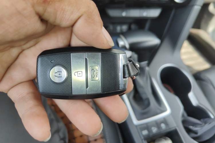 Used Kia KX5 2016 1.6T Automatic Two-Wheel Drive DLX Interior 1