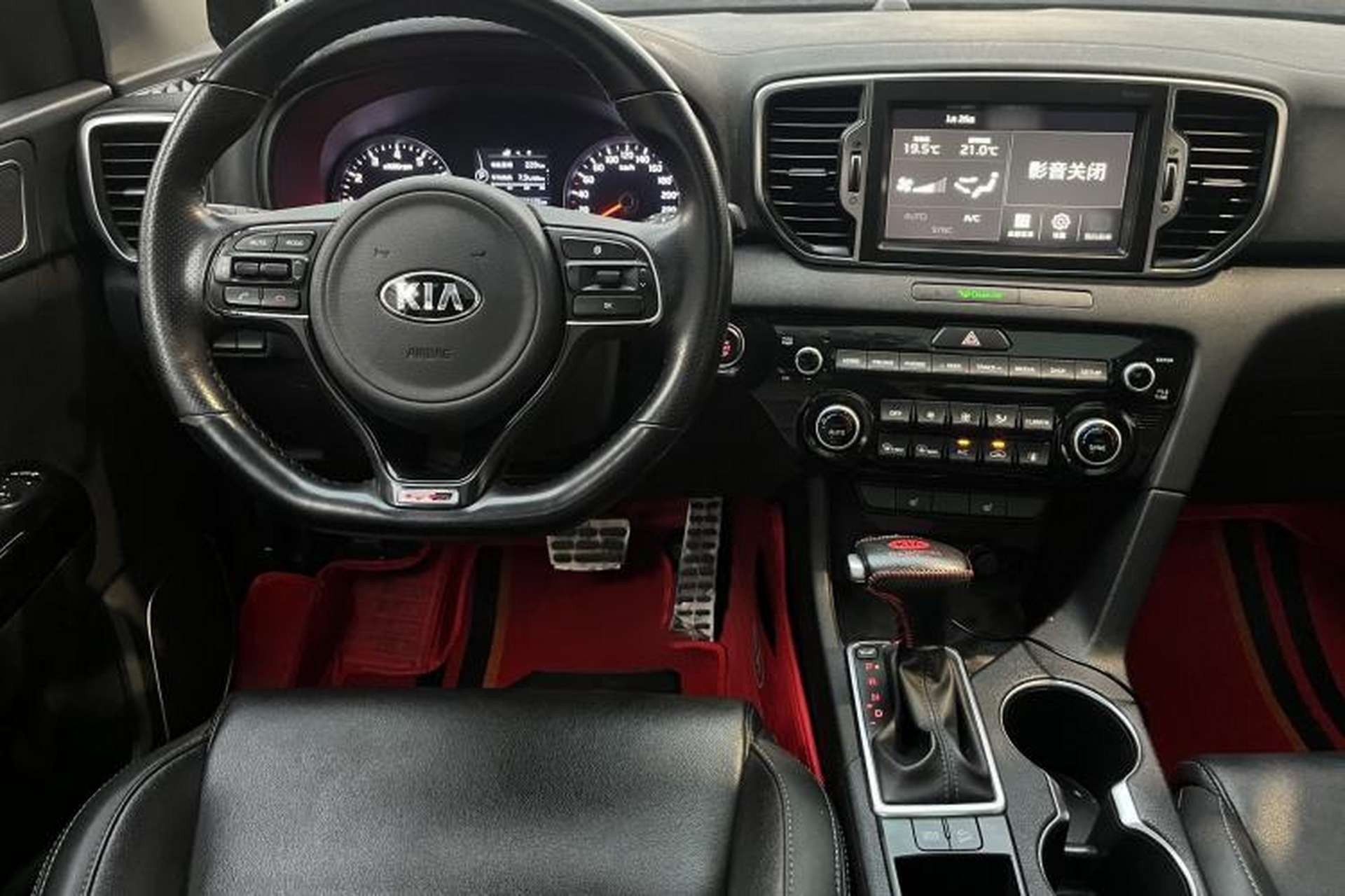 Used Kia KX5 2016 1.6T Automatic Two-Wheel Drive Premium Interior 6
