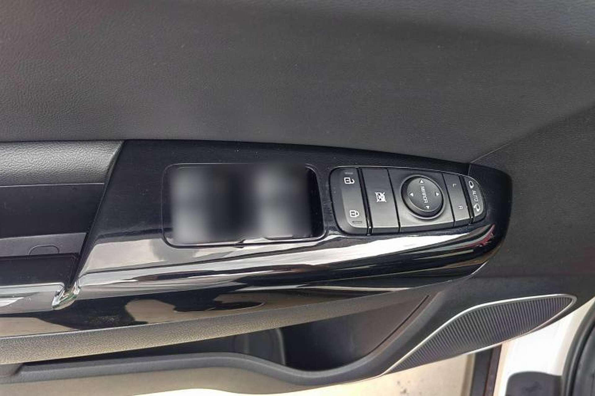 Used Kia KX5 2016 2.0L Automatic 2WD GLS Interior 7