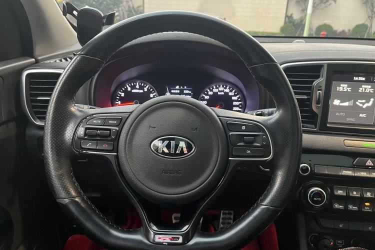 Used Kia KX5 2016 1.6T Automatic Two-Wheel Drive Premium Interior 7