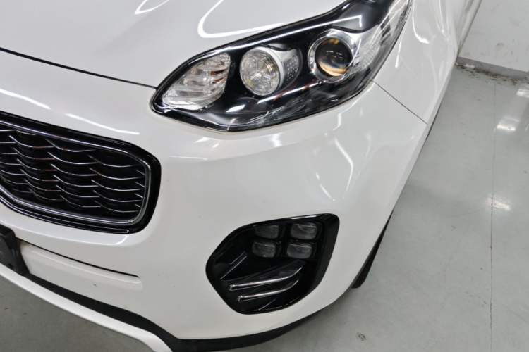 Used Kia KX5 2016 2.0L Automatic 2WD GLS Left Front Headlight