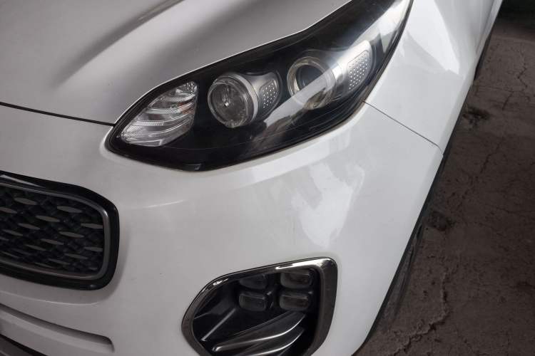 Used Kia KX5 2016 1.6T Automatic Two-Wheel Drive DLX Left Front Headlight