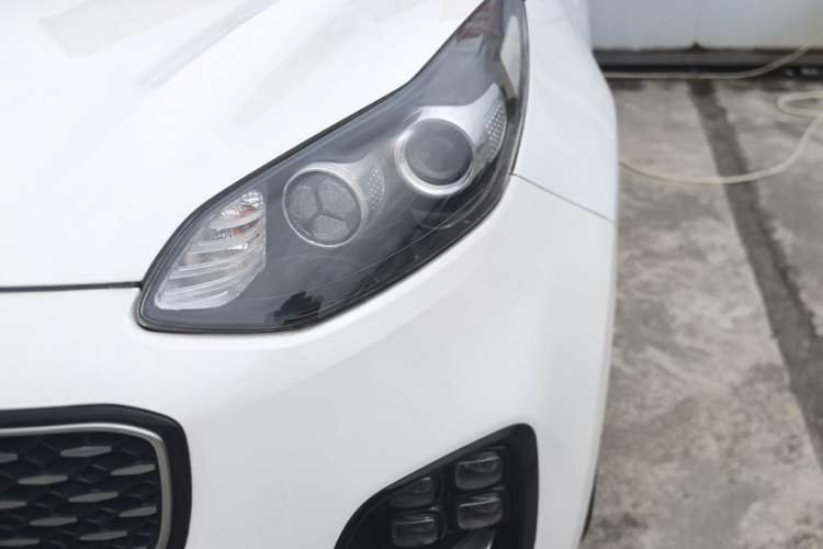 Used Kia KX5 2016 1.6T Automatic Two-Wheel Drive Premium Left Front Headlight