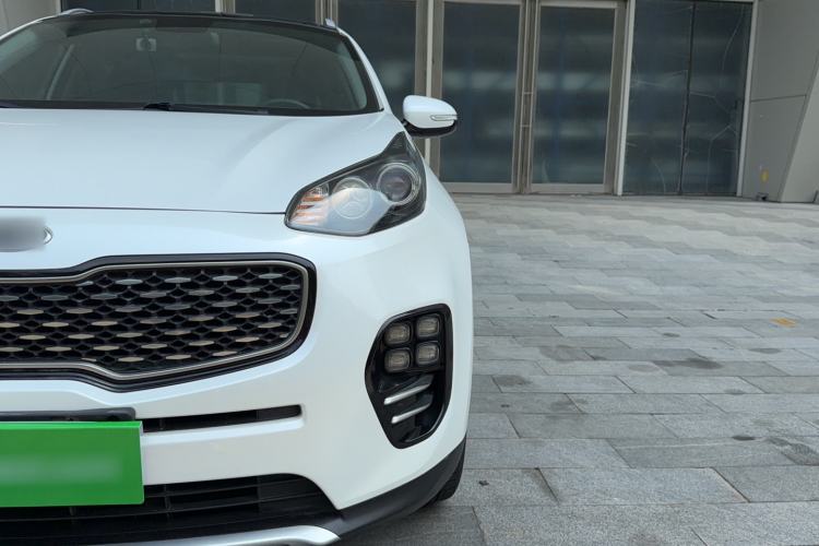 Used Kia KX5 2016 1.6T Automatic Two-Wheel Drive DLX Left Front Headlight