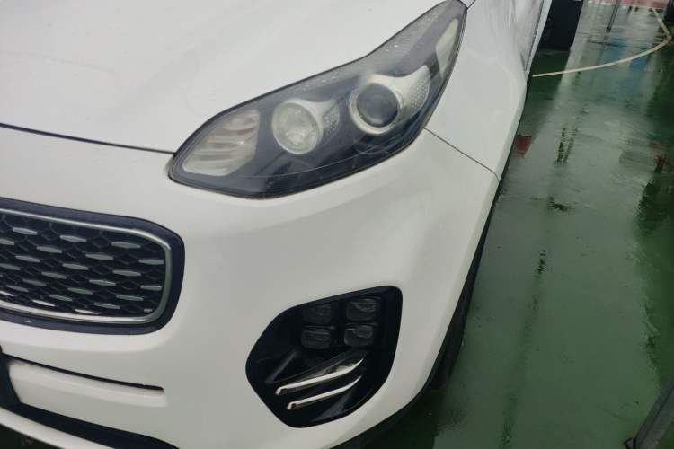 Used Kia KX5 2016 2.0L Automatic 2WD GLS Left Front Headlight