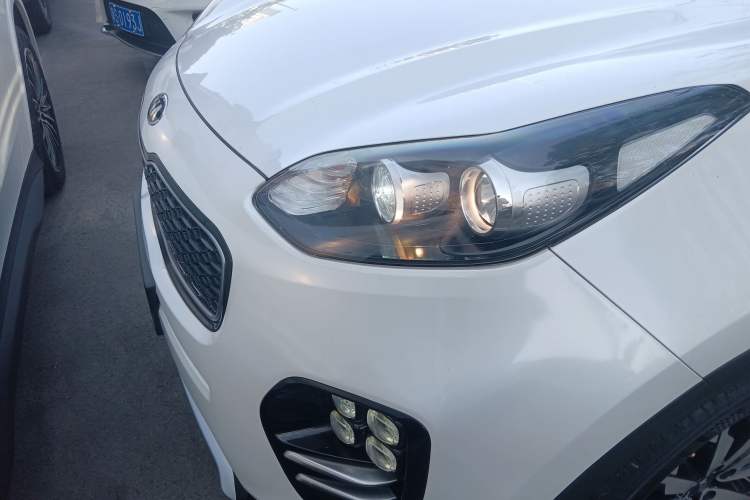 Used Kia KX5 2016 1.6T Automatic Two-Wheel Drive DLX Left Front Headlight