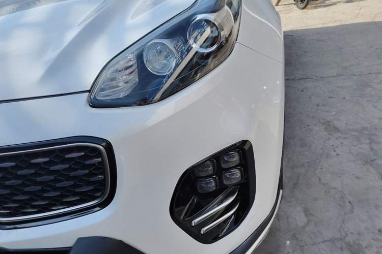 Used Kia KX5 2016 1.6T Automatic Two-Wheel Drive DLX Left Front Headlight