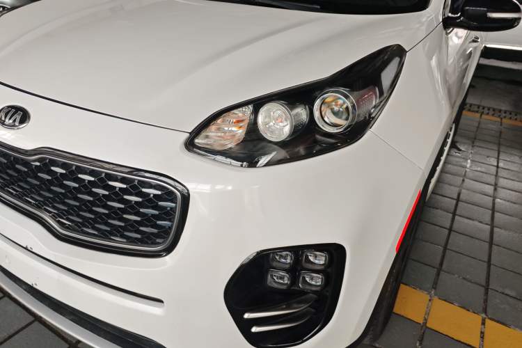 Used Kia KX5 2016 1.6T Automatic Two-Wheel Drive DLX Left Front Headlight
