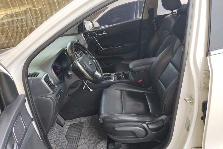 Used Kia KX5 2016 2.0L Automatic 2WD GL Left Front Seat