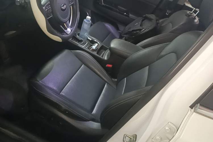 Used Kia KX5 2016 2.0L Automatic 2WD GLS Left Front Seat