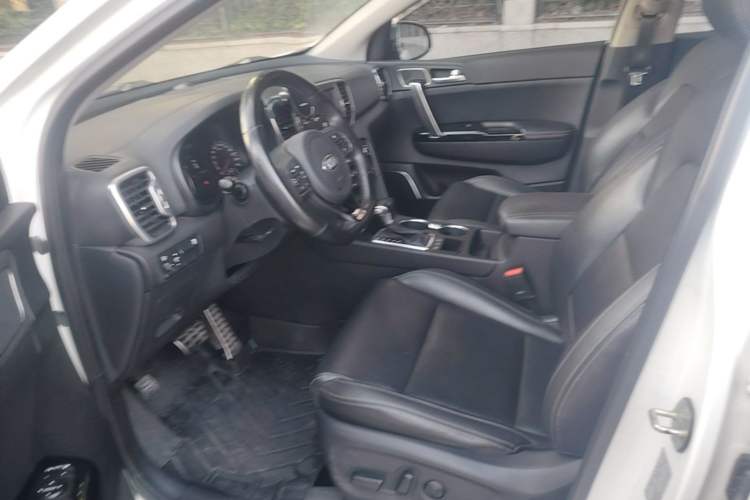 Used Kia KX5 2016 1.6T Automatic Two-Wheel Drive DLX Left Front Seat