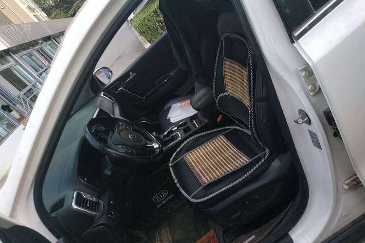 Used Kia KX5 2016 2.0L Automatic 2WD GLS Left Front Seat