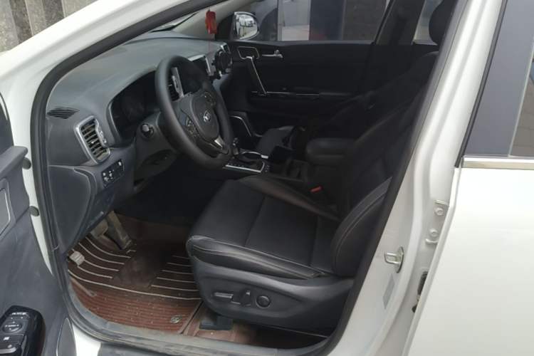 Used Kia KX5 2016 2.0L Automatic 2WD GLS Left Front Seat