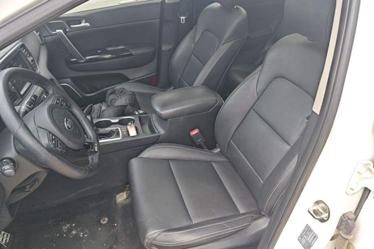 Used Kia KX5 2016 1.6T Automatic Two-Wheel Drive DLX Left Front Seat