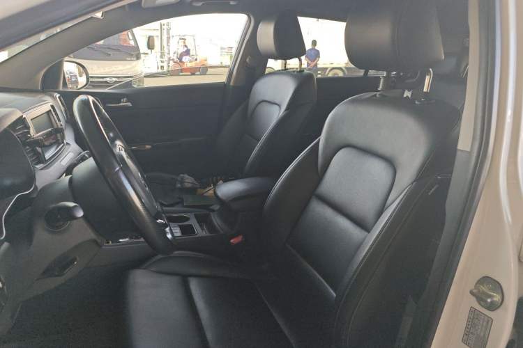 Used Kia KX5 2016 1.6T Automatic Two-Wheel Drive DLX Left Front Seat