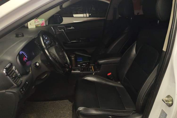 Used Kia KX5 2016 1.6T Automatic Two-Wheel Drive DLX Left Front Seat