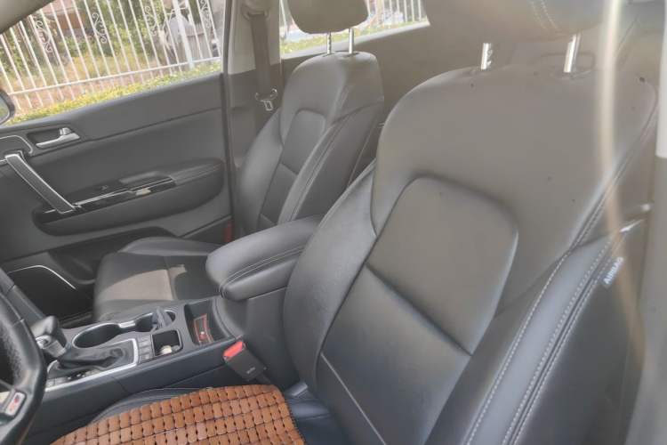 Used Kia KX5 2016 1.6T Automatic Two-Wheel Drive DLX Left Front Seat
