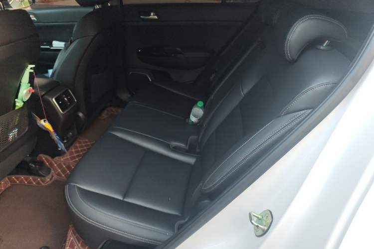 Used Kia KX5 2016 1.6T Automatic Two-Wheel Drive Premium Left Rear Seat