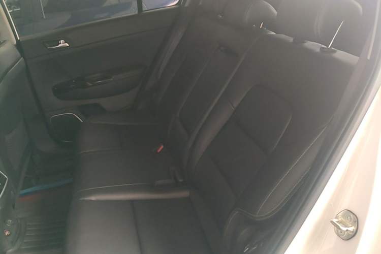 Used Kia KX5 2016 1.6T Automatic Two-Wheel Drive DLX Left Rear Seat