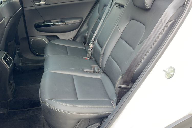 Used Kia KX5 2016 1.6T Automatic Two-Wheel Drive DLX Left Rear Seat