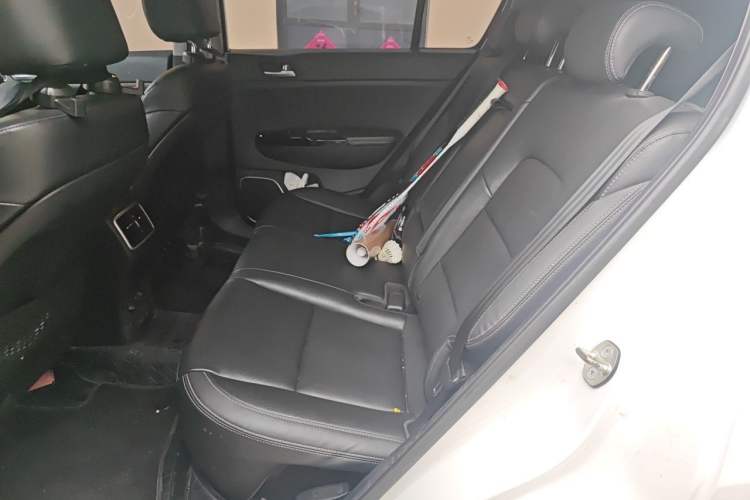 Used Kia KX5 2016 1.6T Automatic Two-Wheel Drive DLX Left Rear Seat