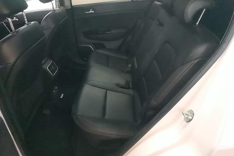 Used Kia KX5 2016 1.6T Automatic Two-Wheel Drive DLX Left Rear Seat