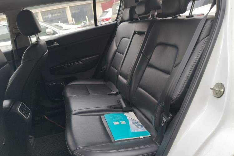 Used Kia KX5 2016 1.6T Automatic Two-Wheel Drive Premium Left Rear Seat